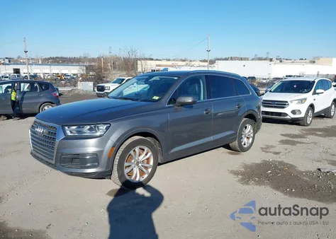 2017 Audi Q7 3.0T Premium из США, поврежденный, VIN WA1LAAF70HD046429